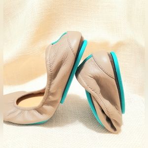 TIEKS by Gavrieli (size 8)Taupe